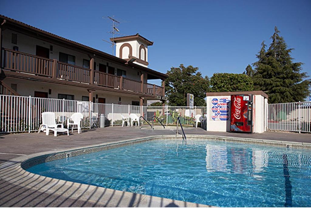 Ez 8 Motel Ньюарк Екстер'єр фото